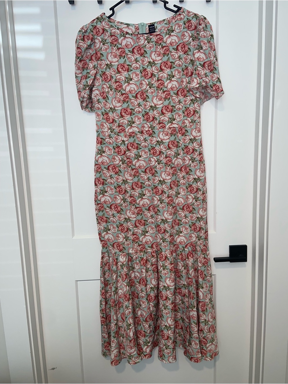 Rose Print Mermaid Style Dress